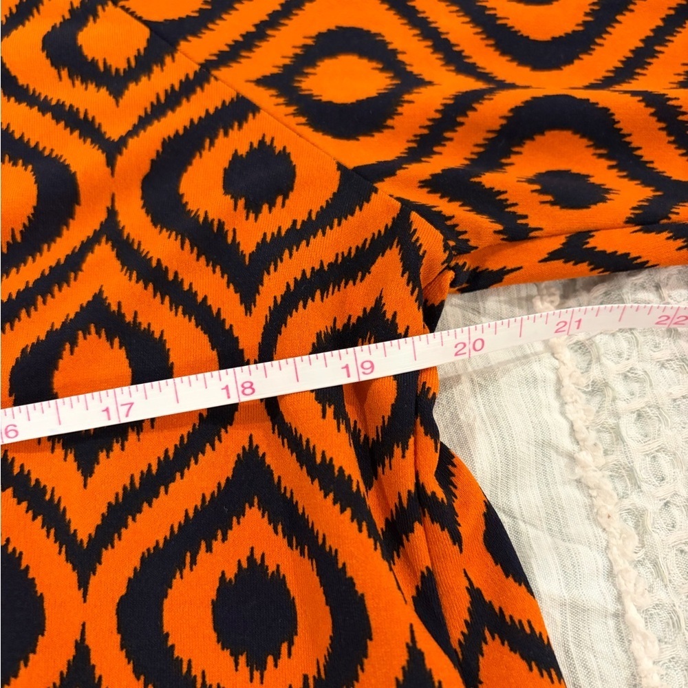 Mountain Mamas Orange Black Patterned Tunic Top LG/XL V-Neck Flowy Sleeves GUC - Picture 3 of 6